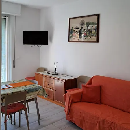 Casa Stefania Al Mare Loano