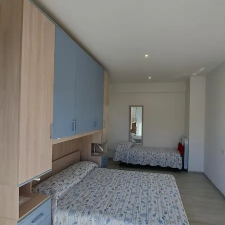 Casa Stefania Al Mare Apartment Loano