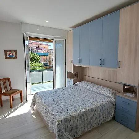 Casa Stefania Al Mare * ロアーノ