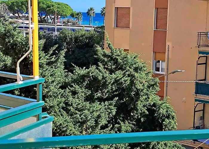 Casa Stefania Al Mare Loano